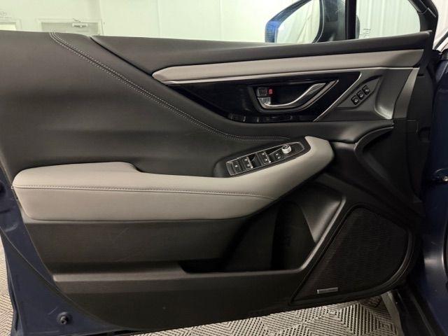 Subaru Outback  2023