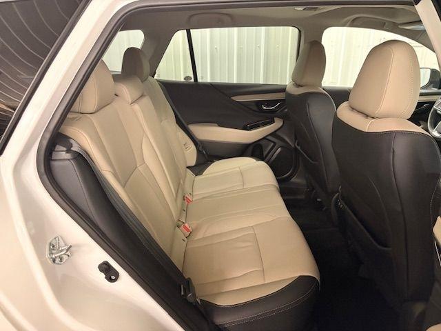 Subaru Outback  2022