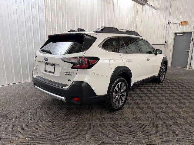 Subaru Outback  2024