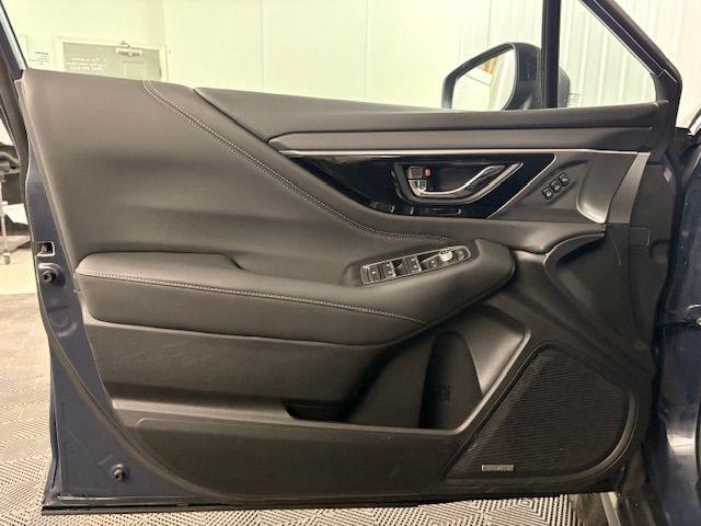 Subaru Outback  2023