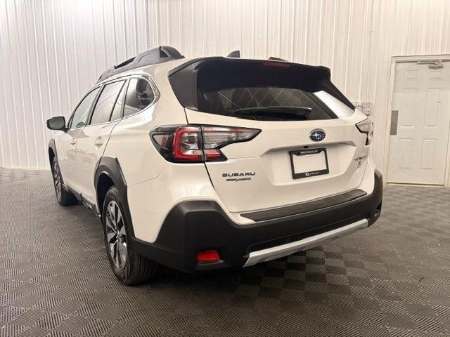 Subaru Outback  2024