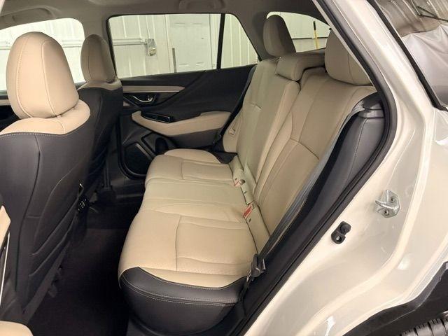 Subaru Outback  2024
