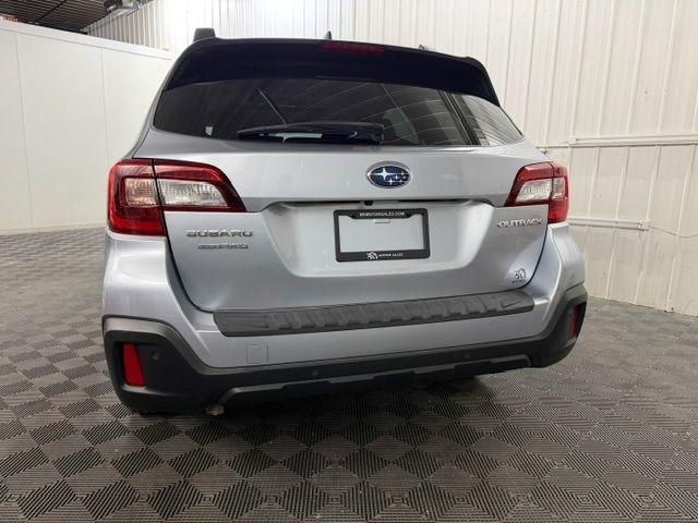 Subaru Outback  2018