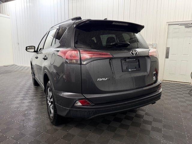 Toyota RAV4  2018