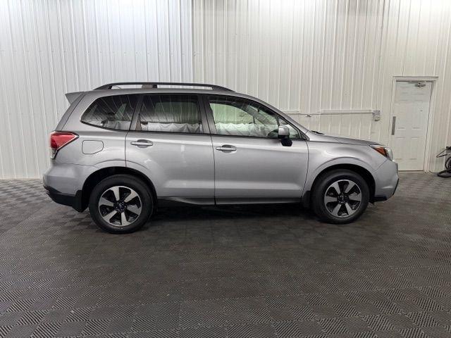 Subaru Forester  2017
