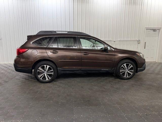 Subaru Outback  2019