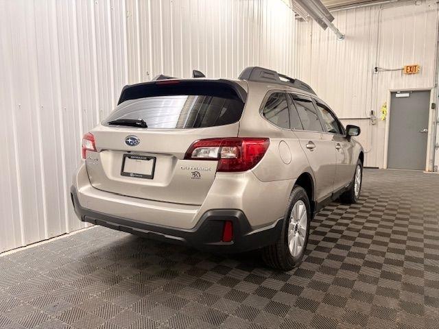 Subaru Outback  2018
