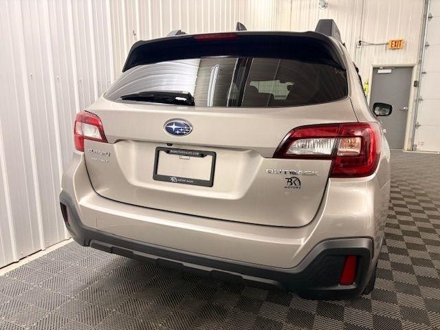 Subaru Outback  2018