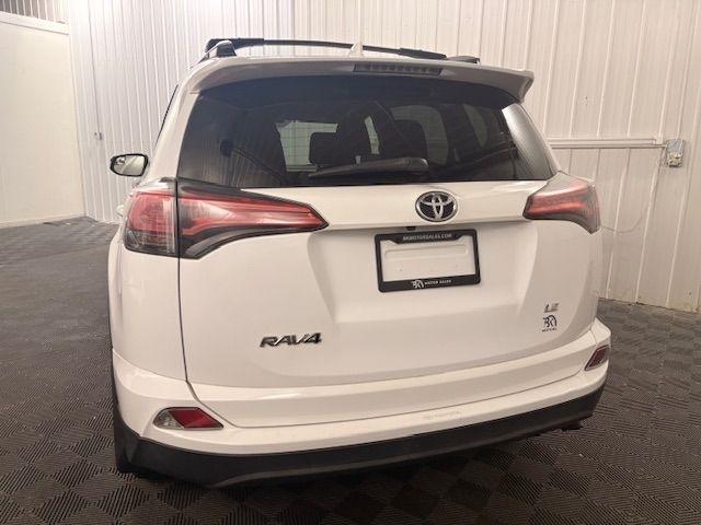 Toyota RAV4  2017