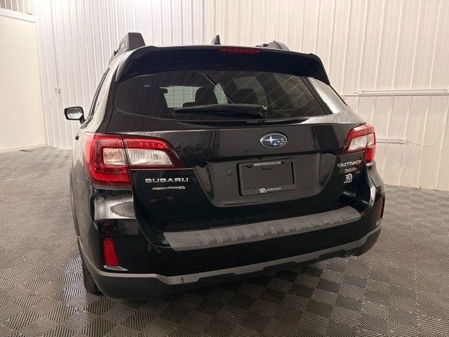 Subaru Outback  2016