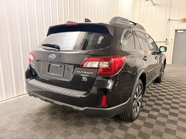 Subaru Outback  2016
