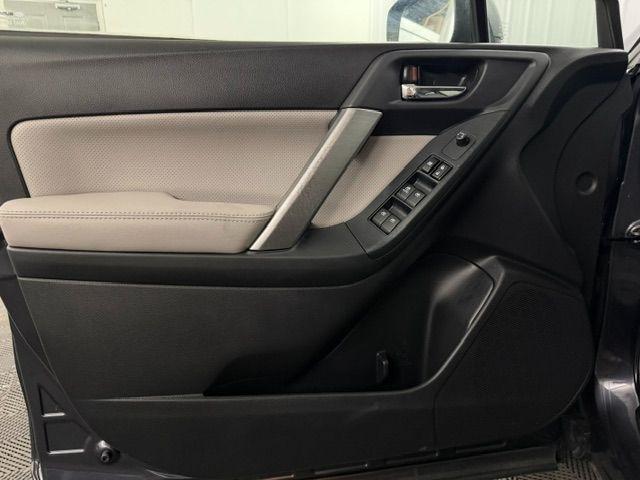 Subaru Forester  2016