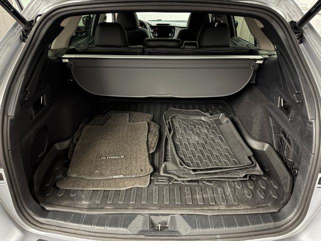 Subaru Outback  2021