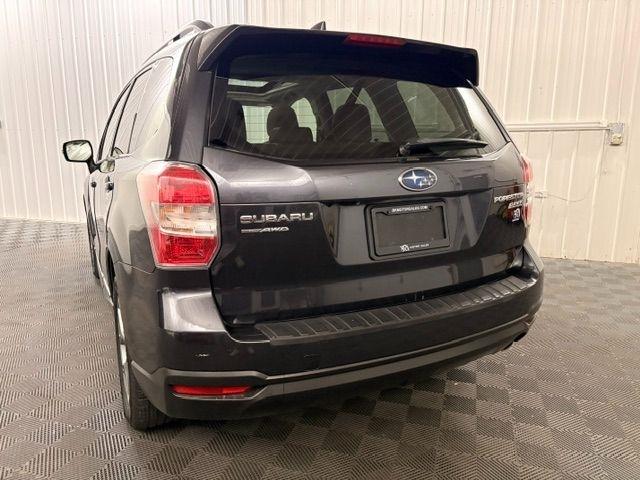 Subaru Forester  2016