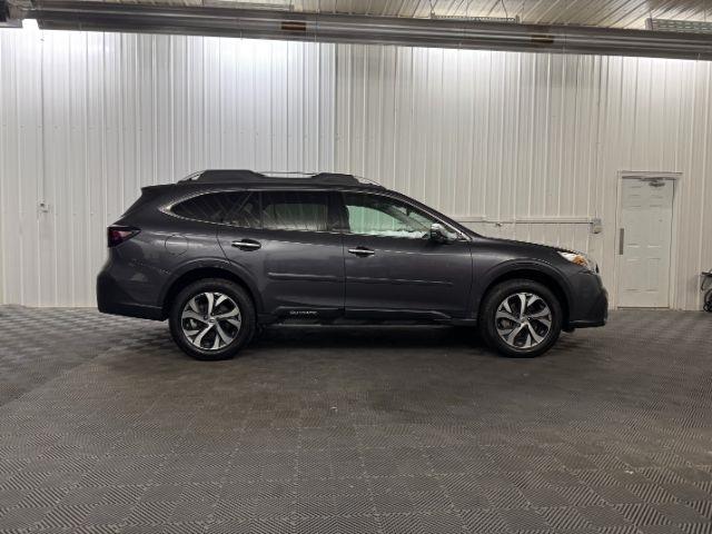 Subaru Outback  2021
