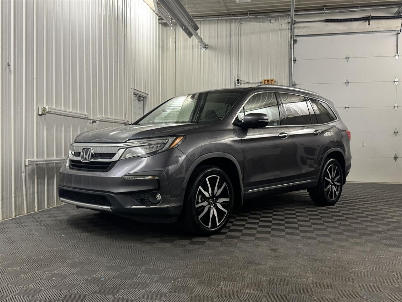2020 Honda Pilot AWD Touring 8 Passenger