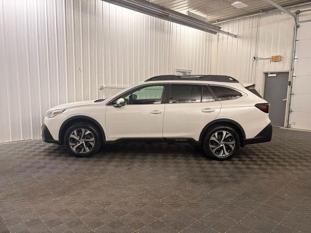 Subaru Outback  2021