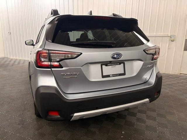 Subaru Outback  2023