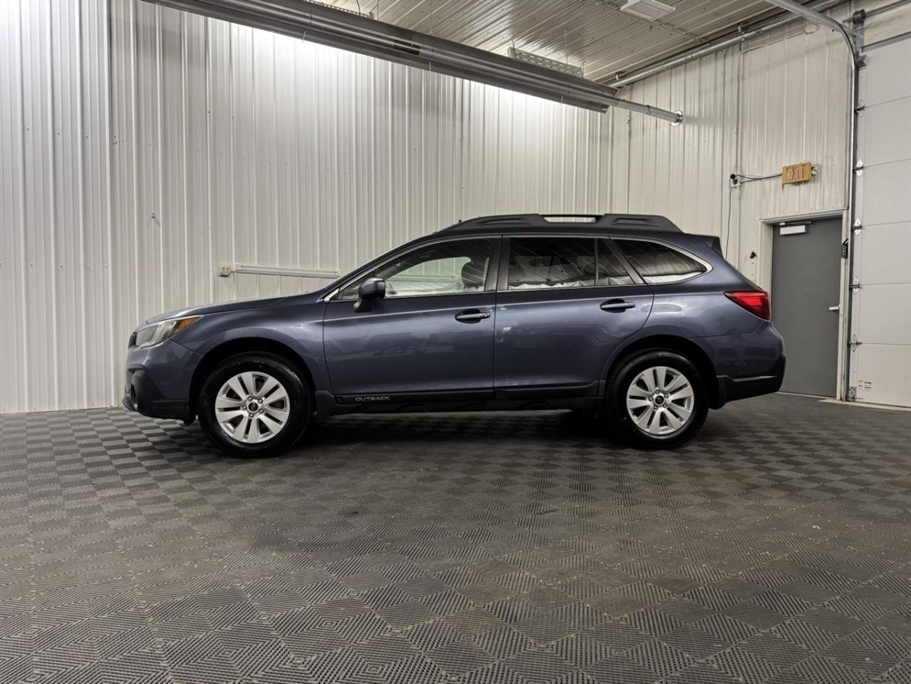 Subaru Outback  2018