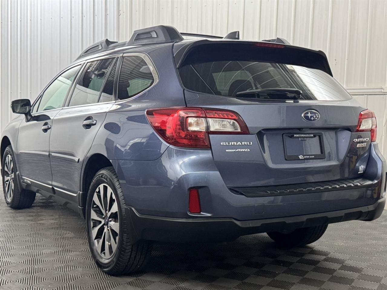 Subaru Outback  2017