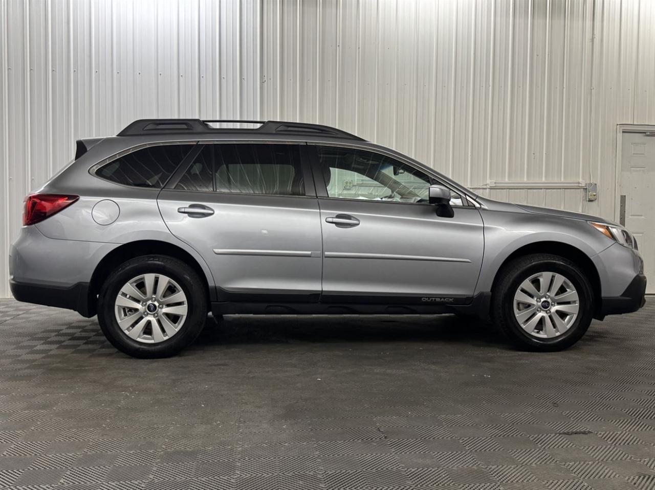 Subaru Outback  2016