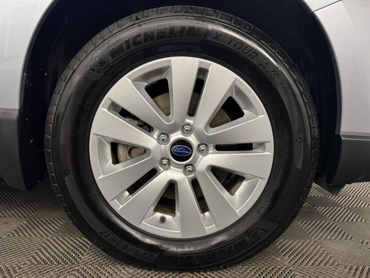 Subaru Outback  2016