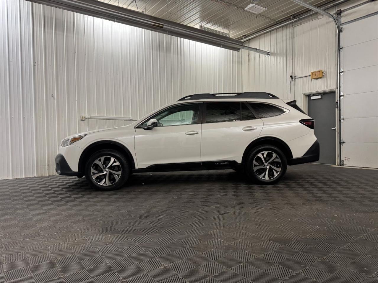 Subaru Outback Limited 2020