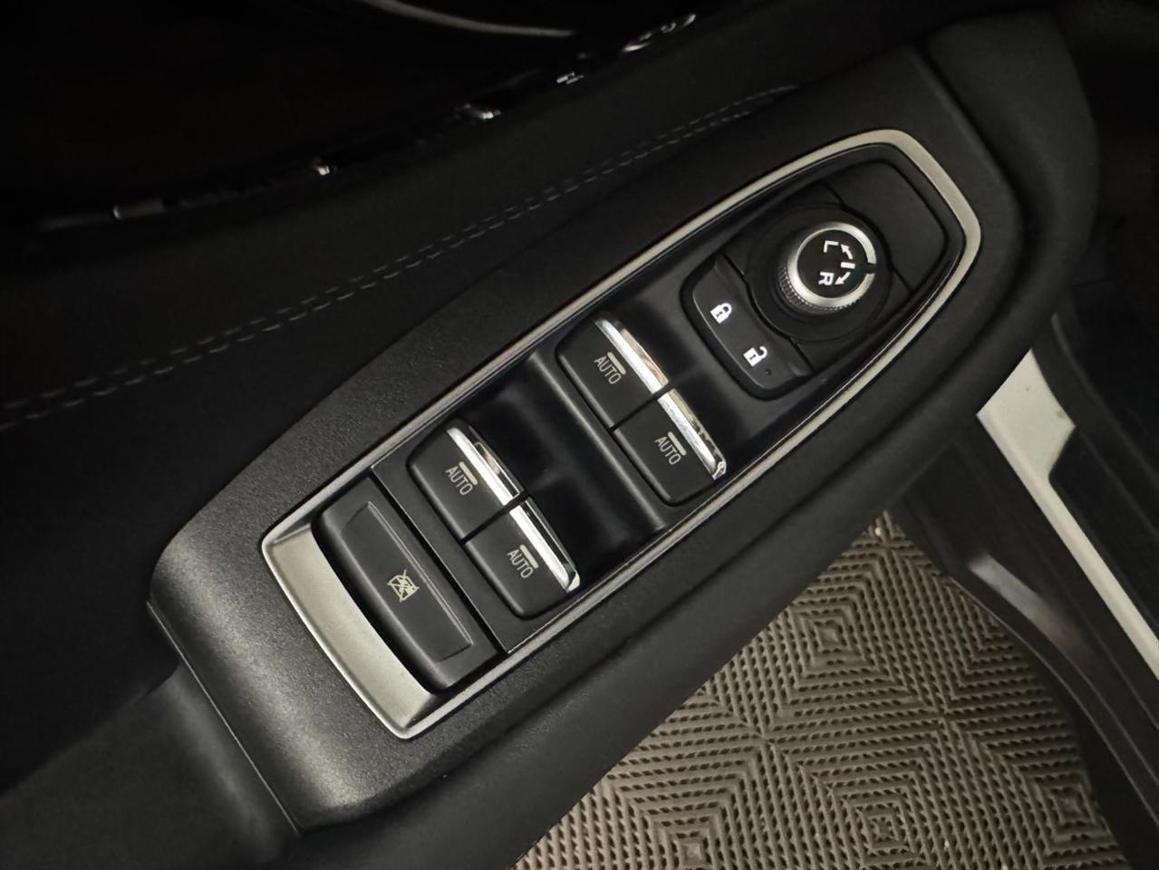 Subaru Outback Limited 2020