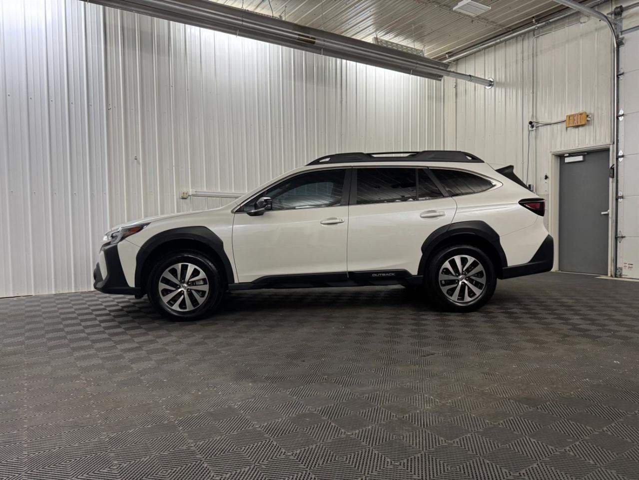 Subaru Outback Premium 2023
