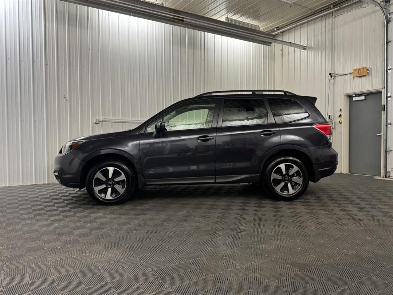 Subaru Forester photo 2