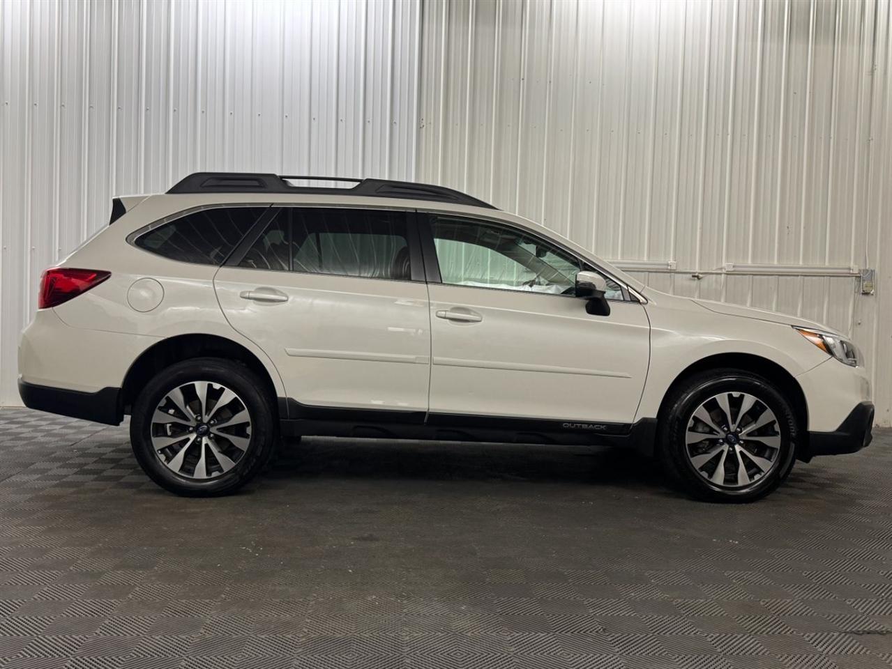 Subaru Outback  2017