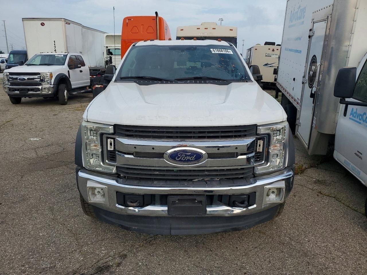 Ford F-550 SuperCab DRW 4WD 2017