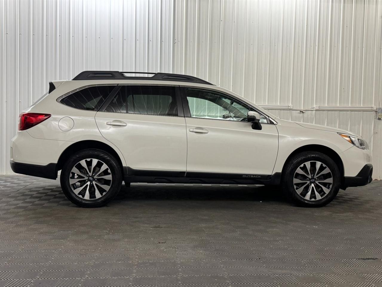 Subaru Outback 2.5i Limited 2017