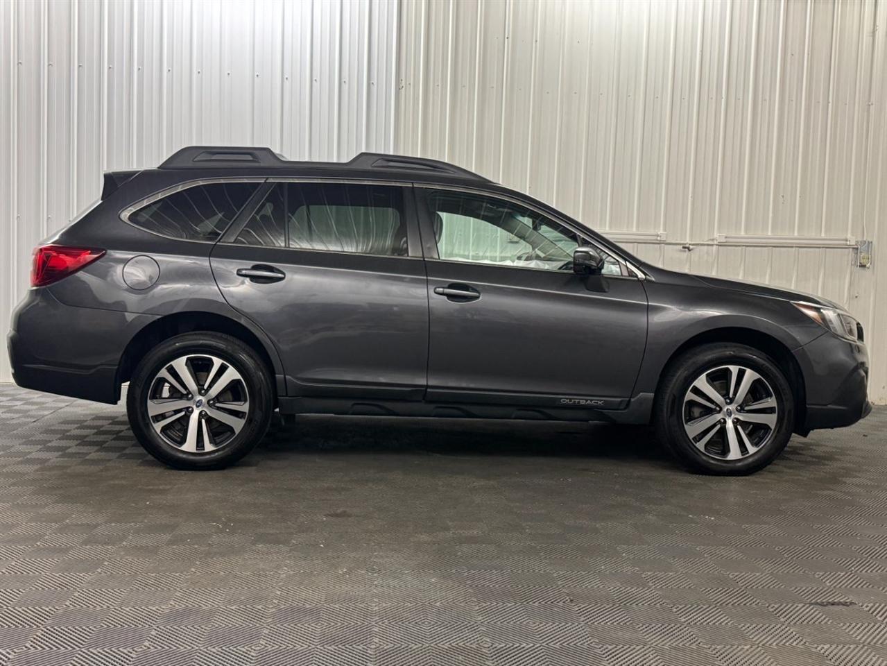 Subaru Outback  2018