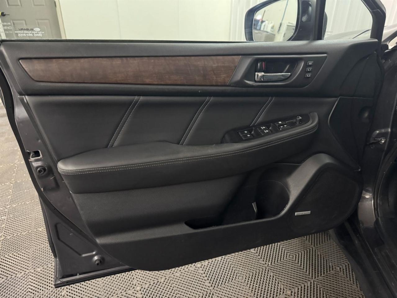 Subaru Outback  2018