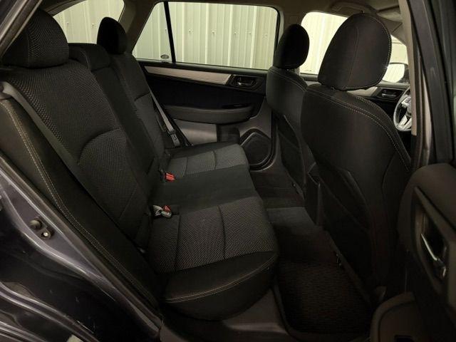 Subaru Outback  2016