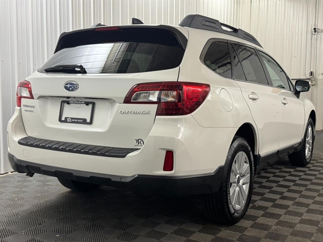 Subaru Outback  2016