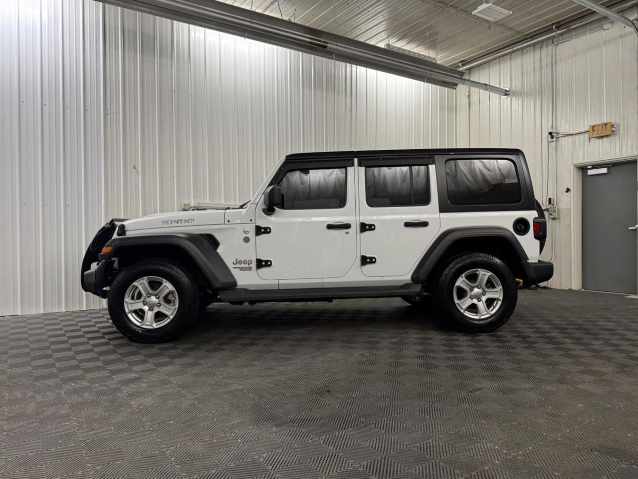 Jeep Wrangler Unlimited Sport 2019