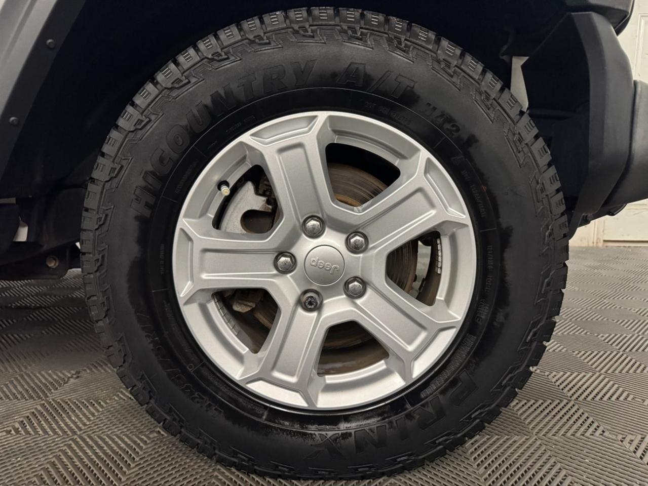 Jeep Wrangler Unlimited Sport 2019
