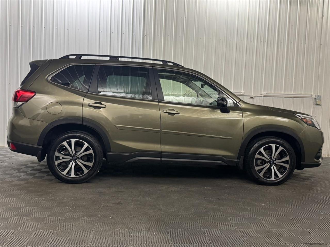 Subaru Forester photo 5