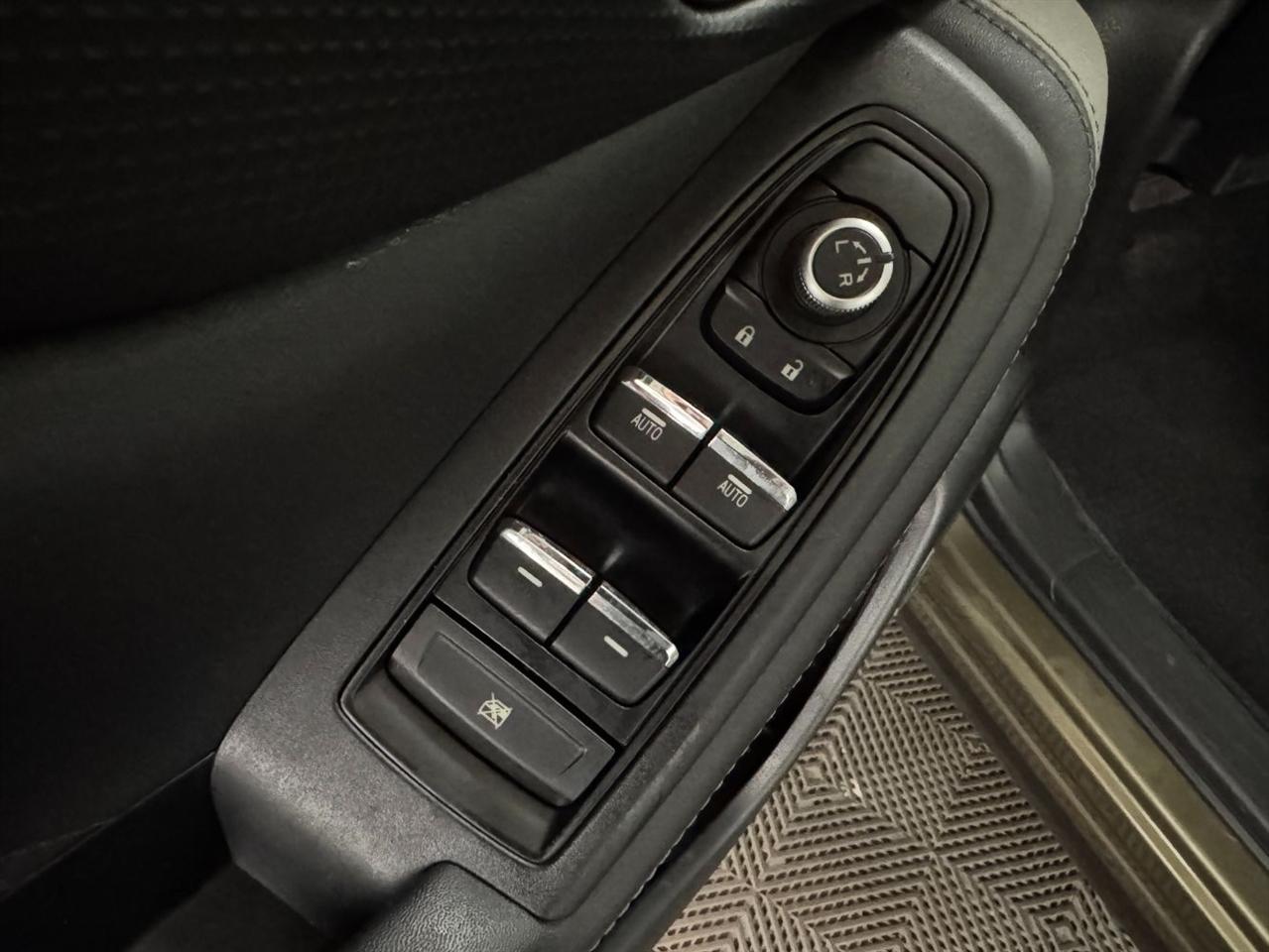 Subaru Forester photo 25