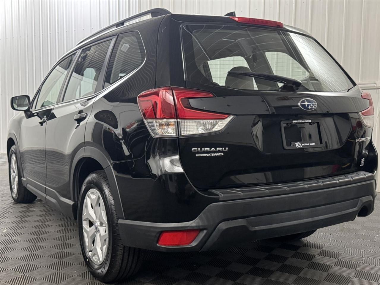 Subaru Forester photo 3