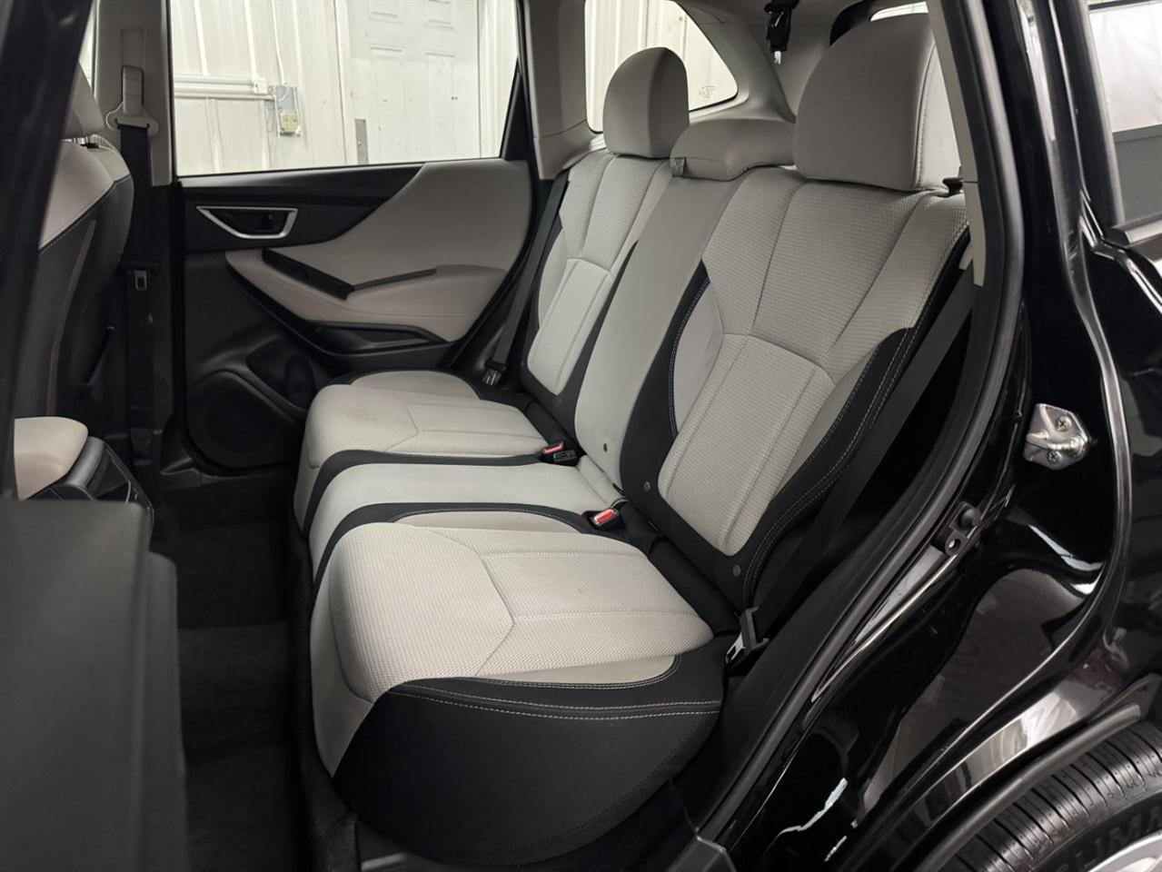 Subaru Forester photo 8