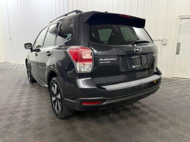 Subaru Forester photo 3