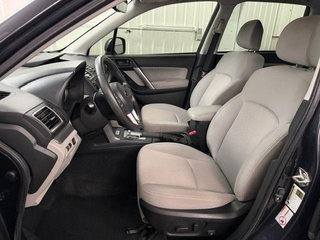 Subaru Forester photo 4