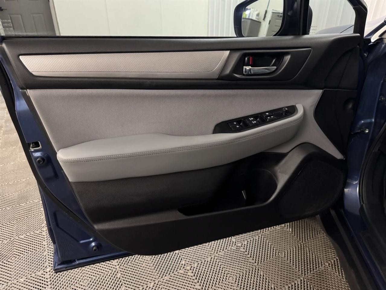 Subaru Outback  2019