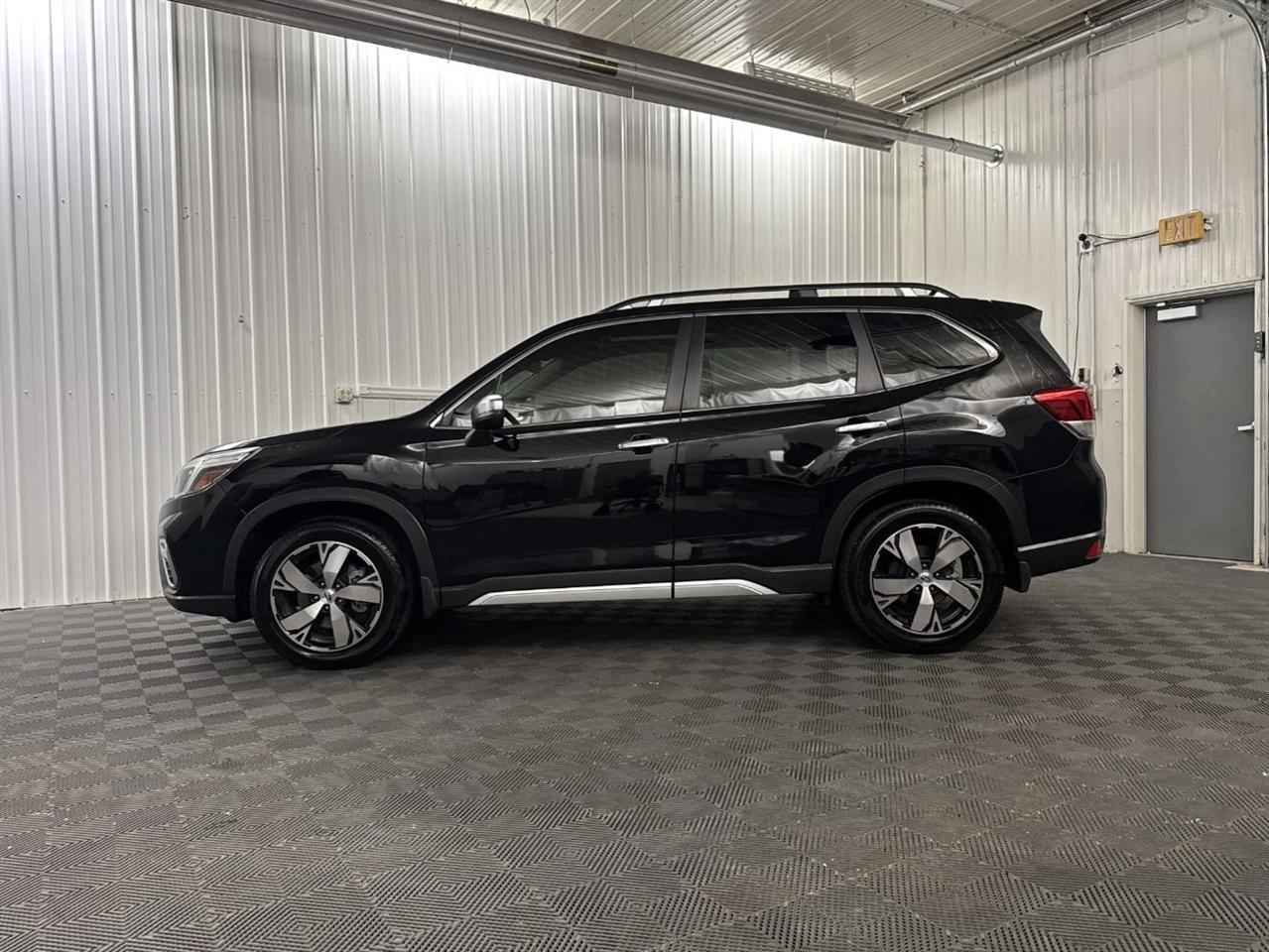Subaru Forester photo 2