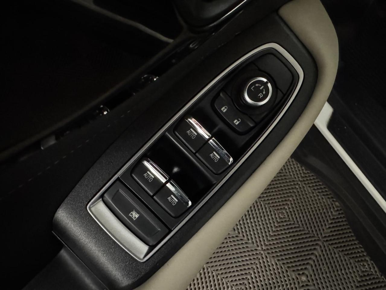 Subaru Outback  2020