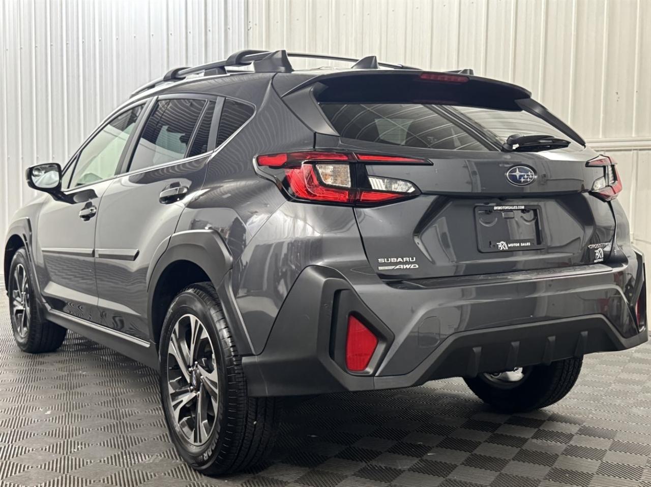 Subaru Crosstrek photo 3