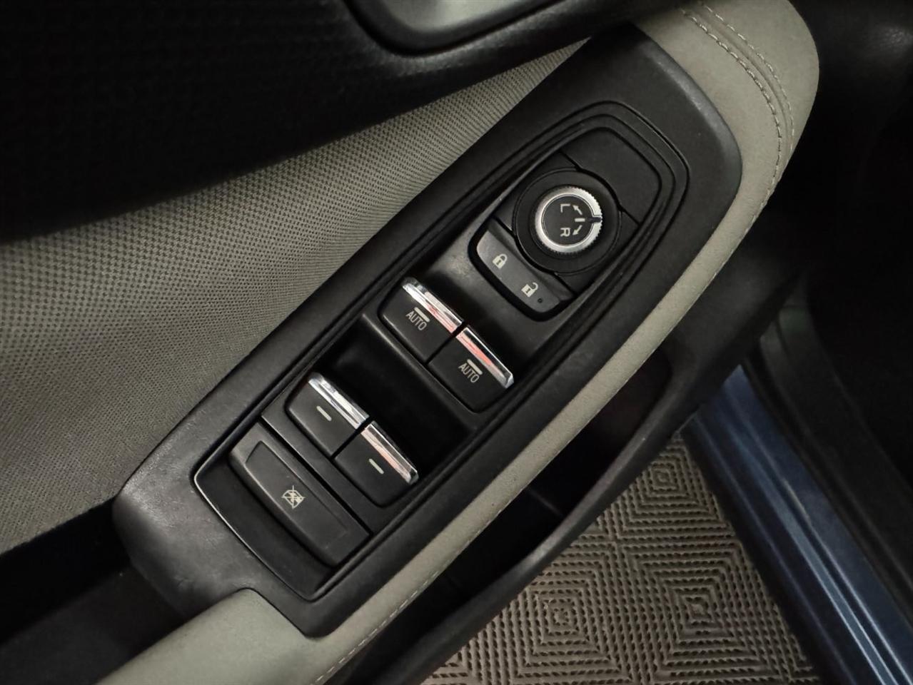 Subaru Forester photo 24